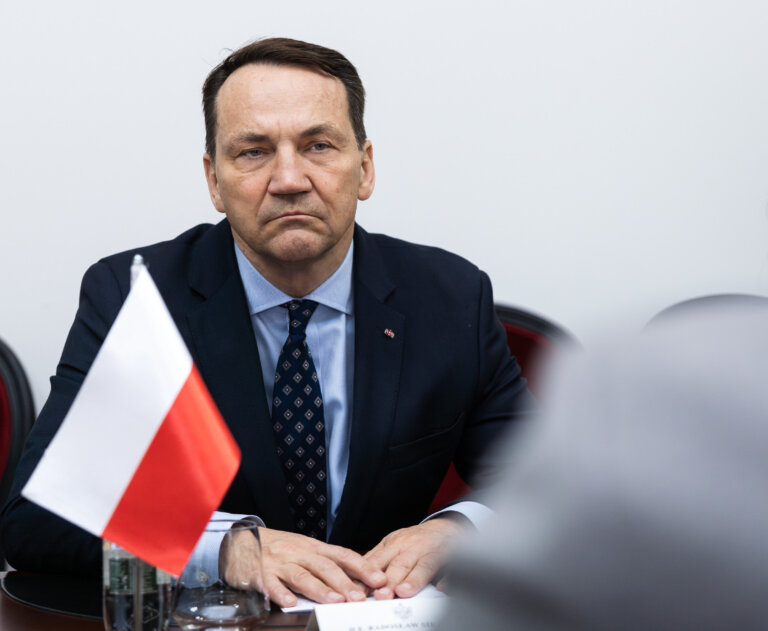 Skuteczna polityka zagraniczna wymaga spojrzenia ponad podziałami