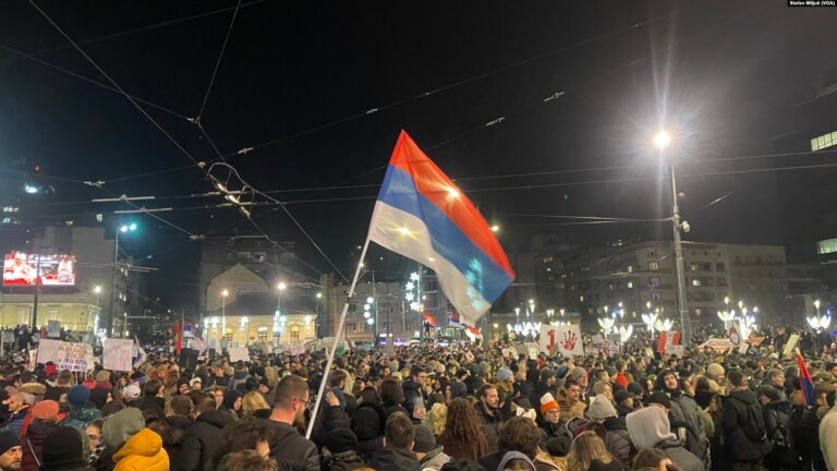 Protesty w Serbii