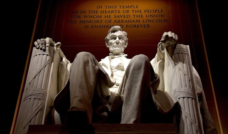 Nikki R. HALEY: Musimy być silni. Silni i mądrzy