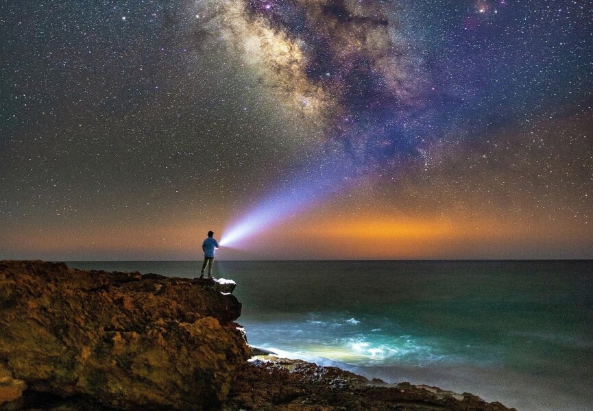 Zdjęcie okładkowe wpisu Ks. Jan TWARDOWSKI: Jestem człowiekiem, ale co to znaczy?