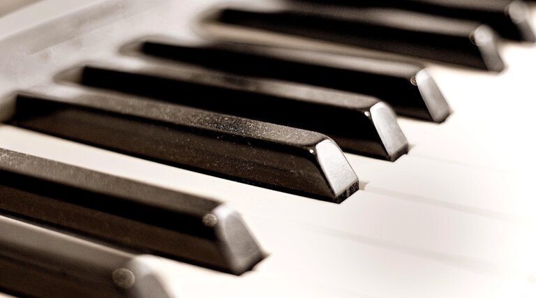 Michelle ASSAY: Chopin w Iranie. Od wspomnień do nadziei