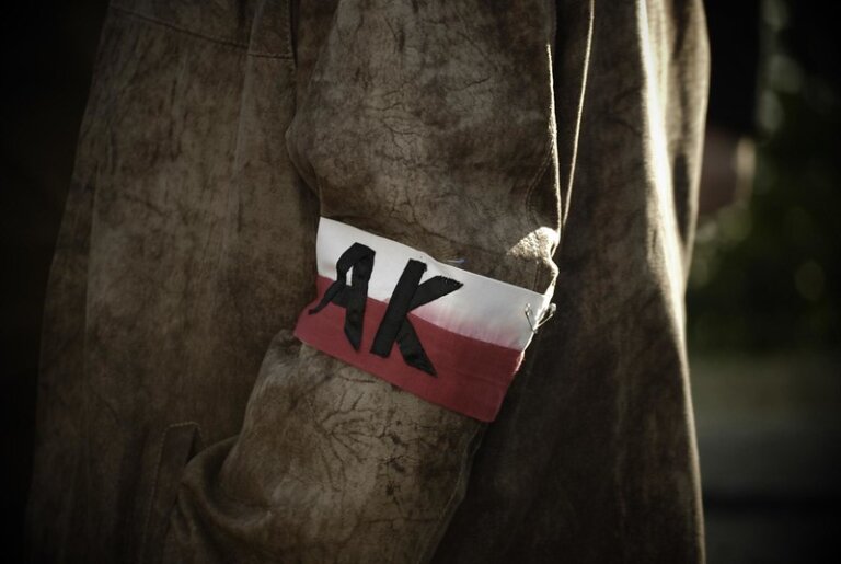 26 marca 1943 roku w Warszawie członkowie Grup Szturmowych Szarych Szeregów odbili z rąk Niemców dwóch swoich dowódców. Akcja pod Arsenałem przeszła do legendy, ale losy jej uczestników były tragiczne, także po zakończeniu wojny.