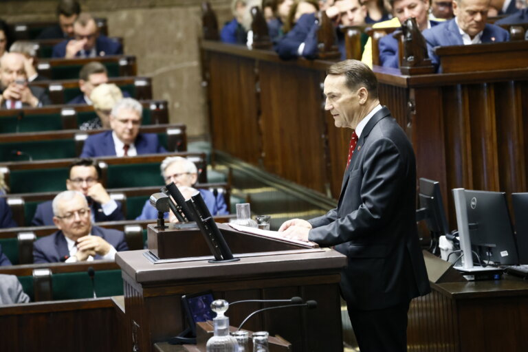 Radosław SIKORSKI: Skuteczna polityka zagraniczna wymaga spojrzenia ponad podziałami