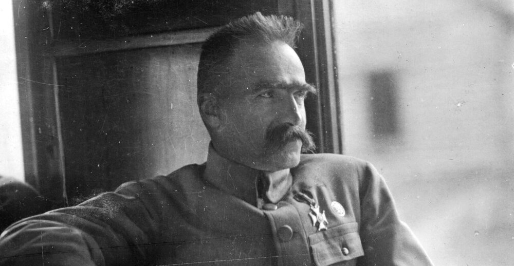 Zdjęcie okładkowe wpisu Prof. Marek KORNAT: Lekcje Józefa Piłsudskiego dla Polski AD 2025