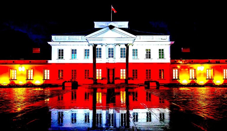 Oficjalne wyniki pierwszej tury wyborów