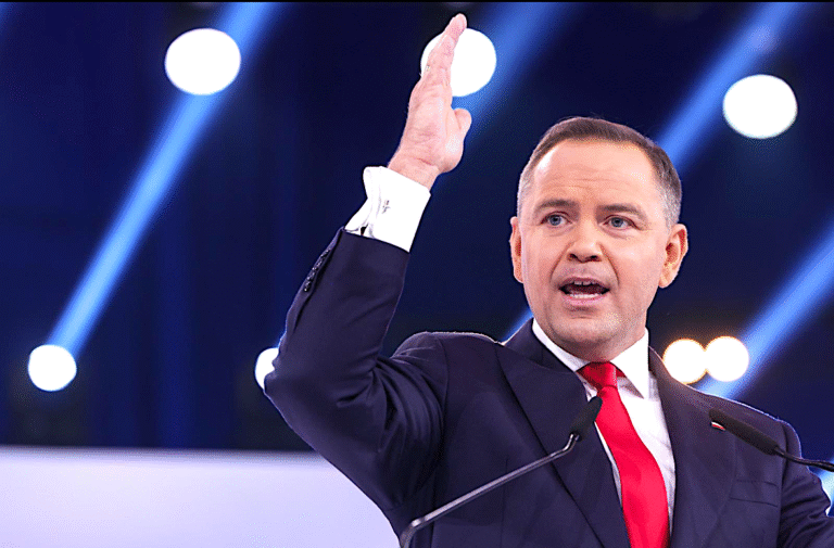 Karol Nawrocki wezwał do debaty prezydenckiej