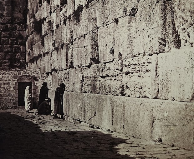 Prof. Piotr CZAUDERNA: Moja droga do Ziemi Świętej