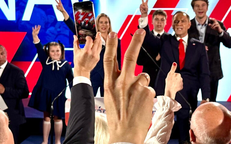 hejt w sieci córka Karola Nawrockiego i rodzina