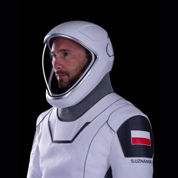 Zdjęcie okładkowe wpisu Tomasz ROŻEK: Polak w kosmosie. Zmarnowana szansa czy początek drogi?