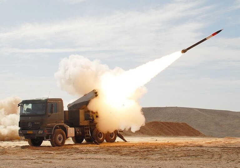 Dlaczego Izrael zaatakował Syrię