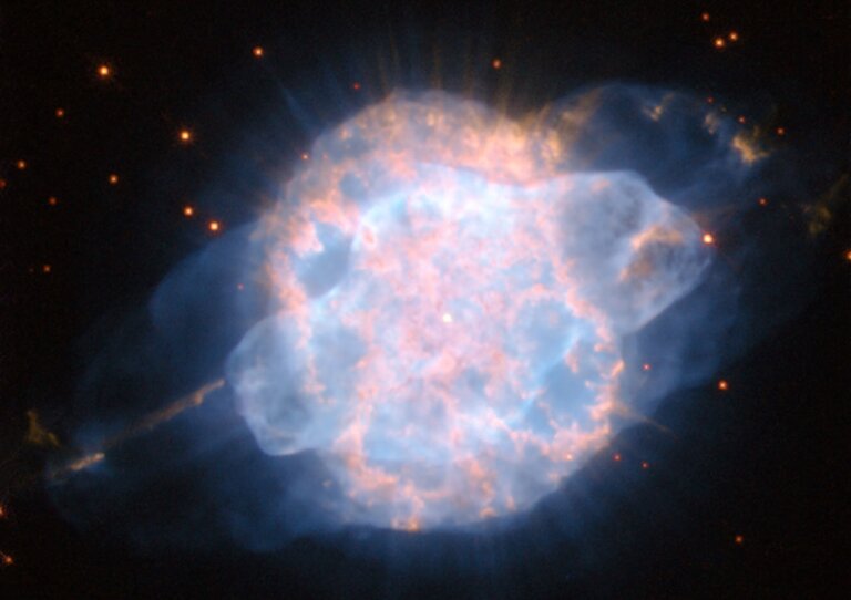 NGC 3918