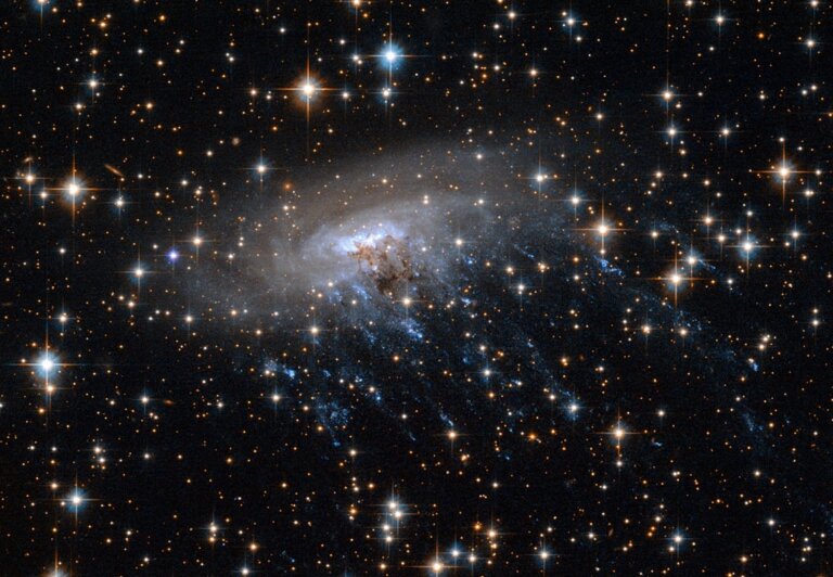 ESO 137-001
