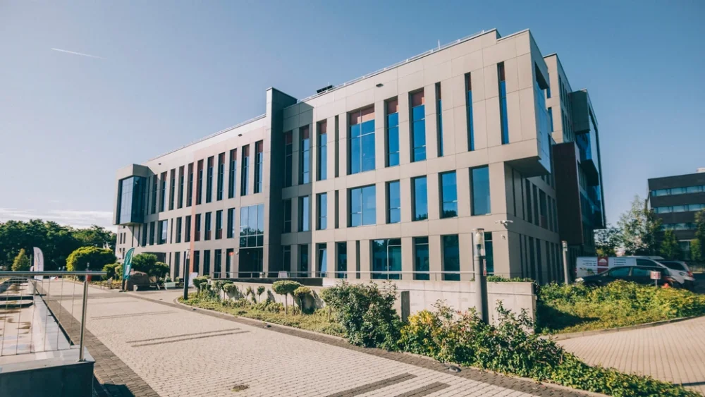 Zdjęcie okładkowe wpisu Maciej POTOCKI: Les parcs technologiques, clé du succès d’une entreprise innovante