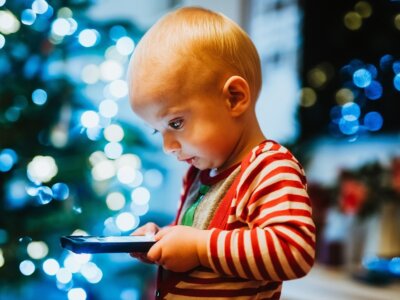 Prof. Piotr CZAUDERNA: Smartfony i dzieci – epidemia XXI wieku