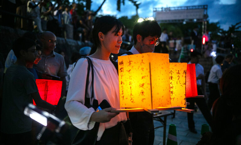 Kard. Blaise CUPICH: Decyzja o zrzuceniu bomb atomowych na Hiroszimę i Nagasaki była bezwzględnie zła
