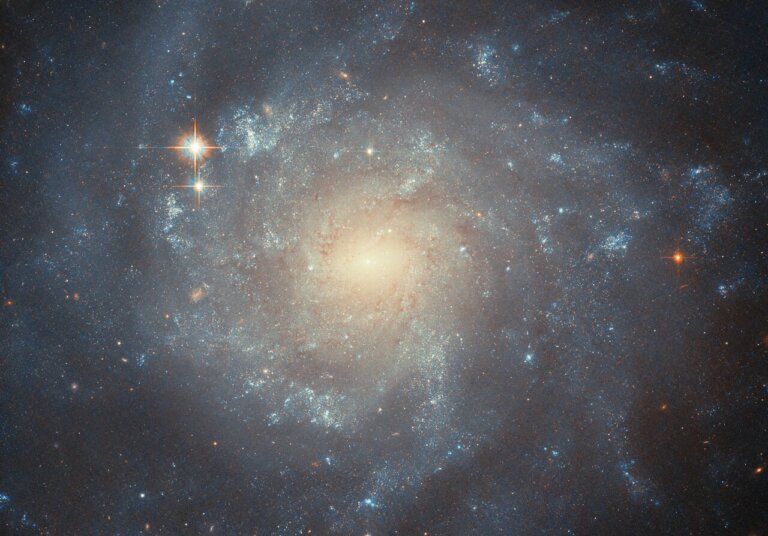 NGC 5668