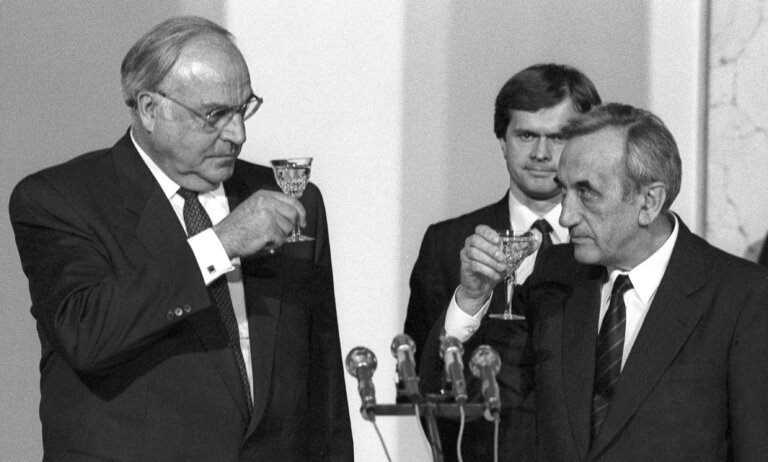 Prof. Stanisław ŻERKO: Niemiecki dług odszkodowawczy wobec Polski wciąż rośnie