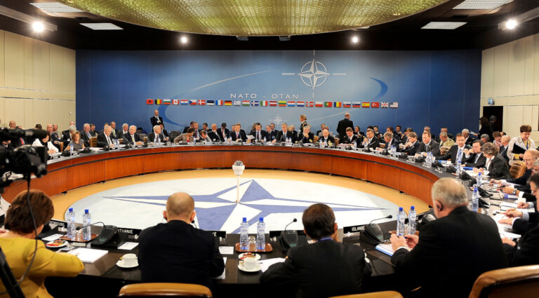 organ decyzyjny NATO