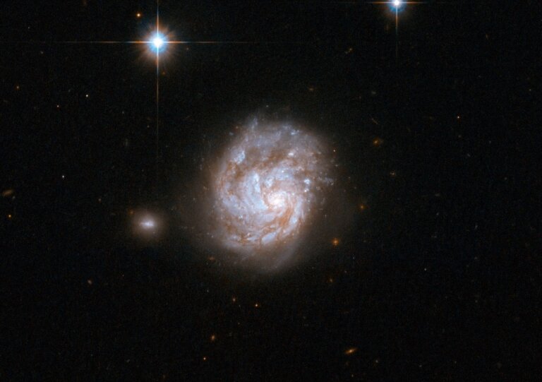 NGC 695