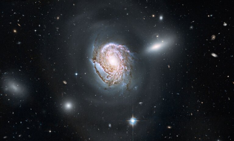 NGC 4911