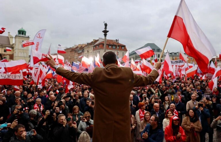 Ponad połowa, bo 55,8 proc. uczestników badania przeprowadzonego na zlecenie „Rzeczpospolitej” jest zadowolona z Karola Nawrockiego. Odmienne zdanie wyraziło 30,8 proc., a 13,4 proc. nie ma w tej sprawie opinii.