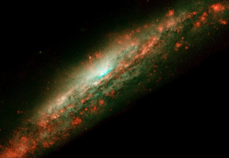 NGC 3079