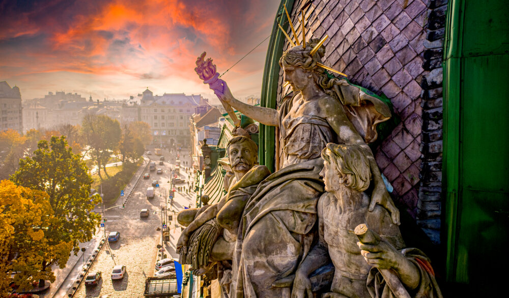 Zdjęcie okładkowe wpisu Roman CZMEŁYK: Захист спадщини під час війни та формування української ідентичності