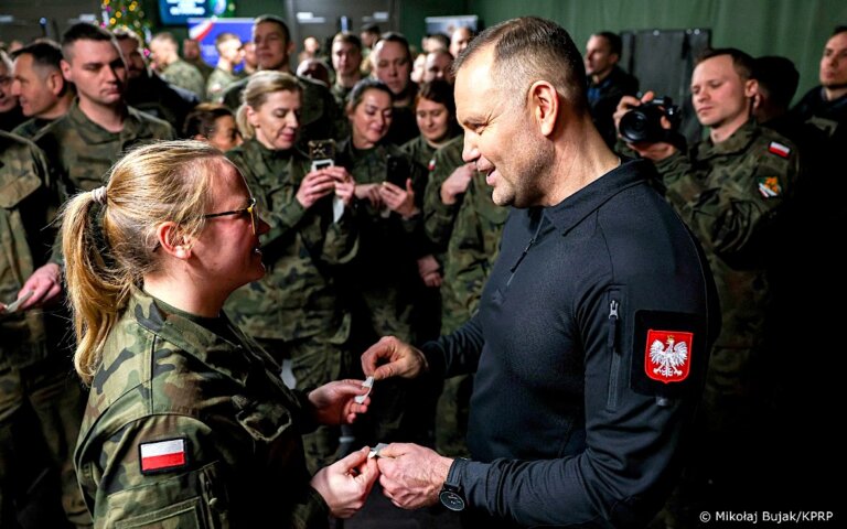sondaż zaufania do polityków IBRIS
