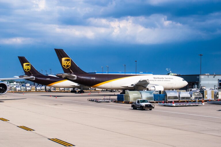 UPS