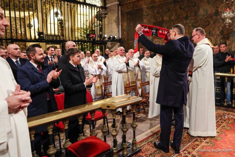 - Ogólnopolska Patriotyczna Pielgrzymka Kibiców