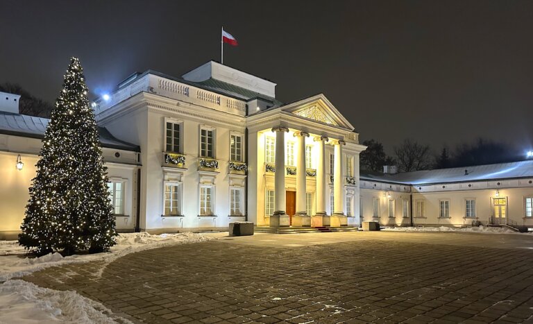 Paweł SZEFERNAKER: Państwo polskie od zaplecza. Refleksje na początek Nowego Roku