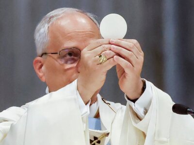 Michał KŁOSOWSKI: Subtelny cień Franciszka