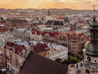 Michał PIEKARSKI: Lwow. Centro de la cultura musical polaca de la larga década de 1800