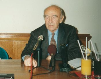Karl Dedecius