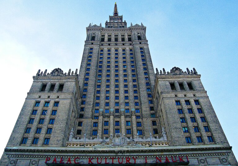 65 lat temu odbyły się w Warszawie I Targi Wzornictwa Przemysłowego. Wydarzenie to otworzyło nowy rozdział w historii, a polskie wzornictwo przemysłowe i stało się pretekstem do dyskusji na temat roli i celów tego procesu.