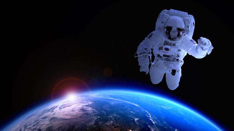 Pierwszym Europejczykiem, który postawi nogę na Księżycu, będzie najprawdopodobniej któryś z niemieckich astronautów – powiedziała dr Anna Fogtman z Europejskiej Agencji Kosmicznej (ESA). Dodała, że o dalszych wyprawach w kosmos ludzkość na razie może tylko pomarzyć.