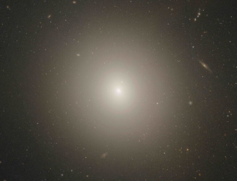 NGC 4278