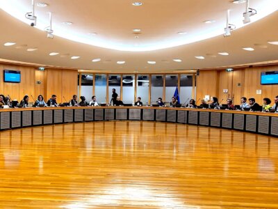 Maciej ŚWIRSKI: Metajęzyk, którego nie ma