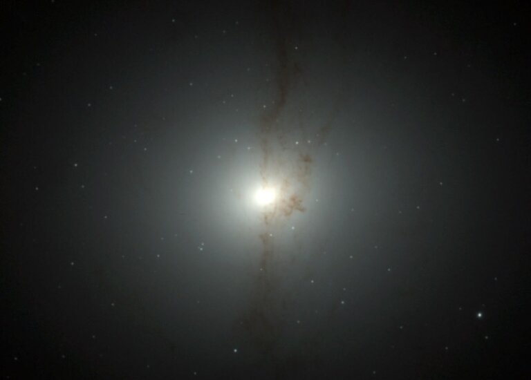 NGC 4589