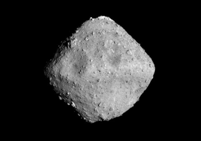 próbki z Ryugu