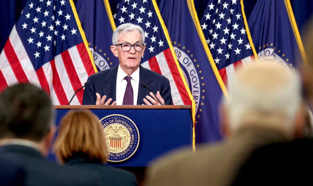 Zdjęcie okładkowe wpisu Wojciech KWIATKOWSKI: Nie taki scenariusz pisał Donald Trump. Jerome Powell zostaje i utrzyma wpływy w FED