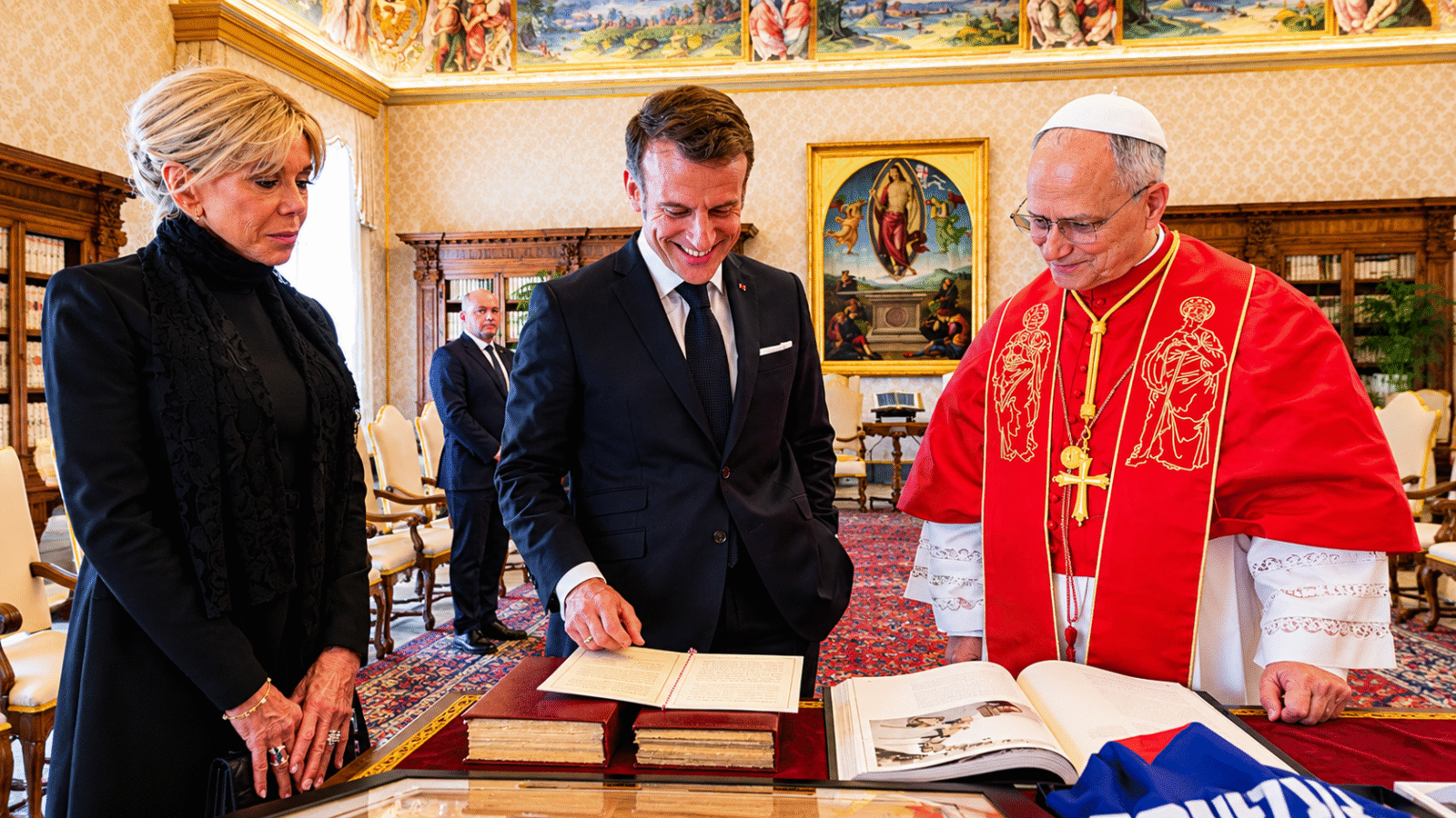 Michał KŁOSOWSKI: Czego Leon XIV szuka we Francji?