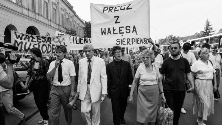 Jolanta PAWNIK: Biuletyn Dolnośląski. Wrocławski głos wolnego słowa