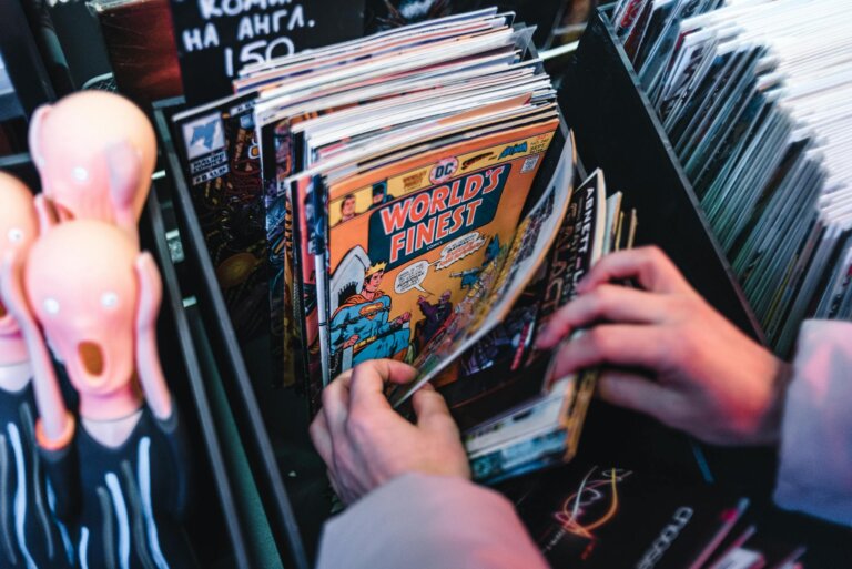 Komiks jako prezent – co wybrać dla fana Marvela, mangi i nie tylko?