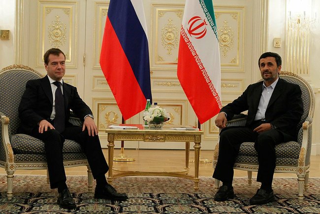 Kim jest Mahmud Ahmadineżad?
