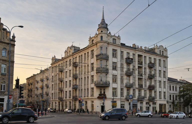 Warszawa z nowym zabytkiem