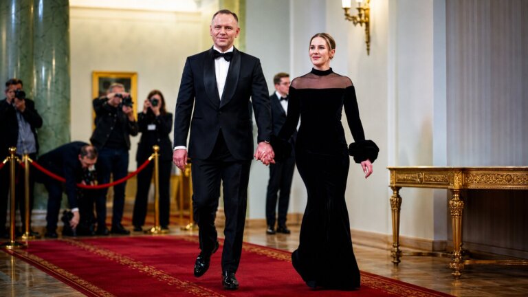 Jak Polacy oceniają Karola Nawrockiego