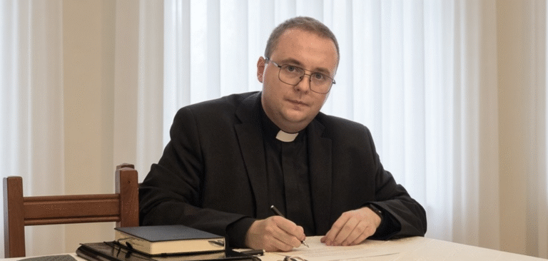 Kim jest ks. Michał GRZESIAK, nowy dyrektor Ośrodka Dokumentacji i Studium Pontyfikatu Jana Pawła II w Rzymie?
