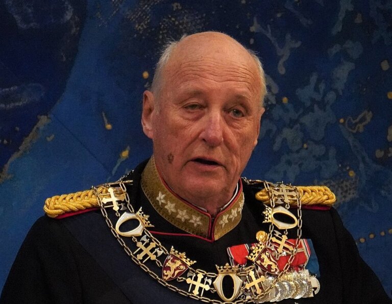 Król Norwegii Harald V