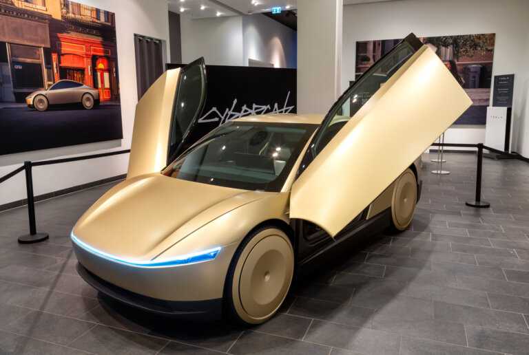 Cybercab Tesli